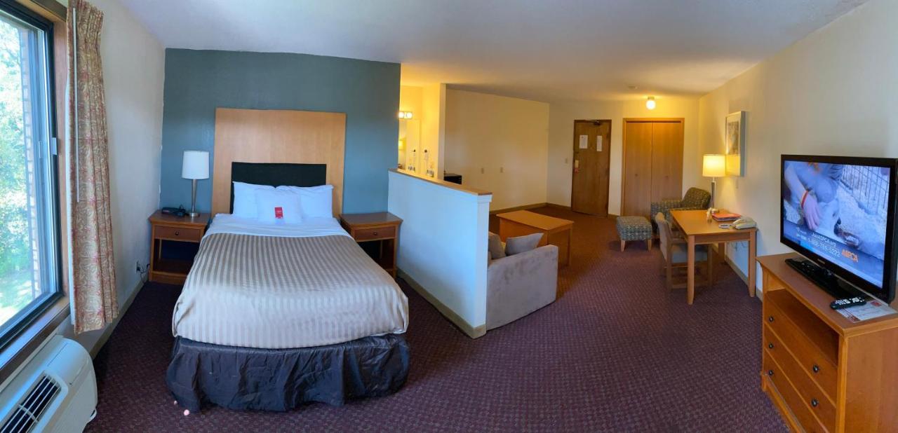 Econo Lodge Inn&Suites Stevens Point Exterior foto