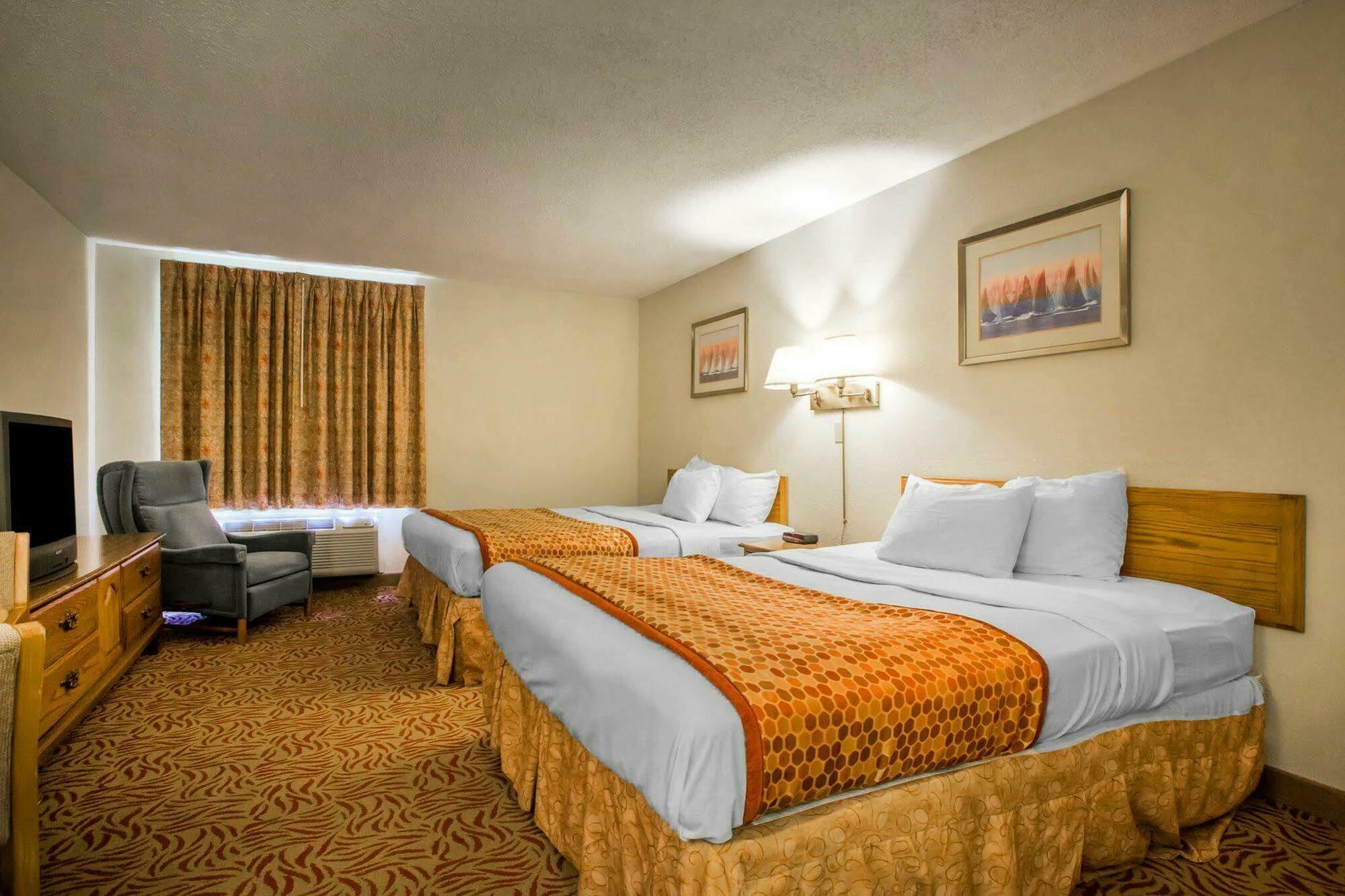 Econo Lodge Inn&Suites Stevens Point Exterior foto